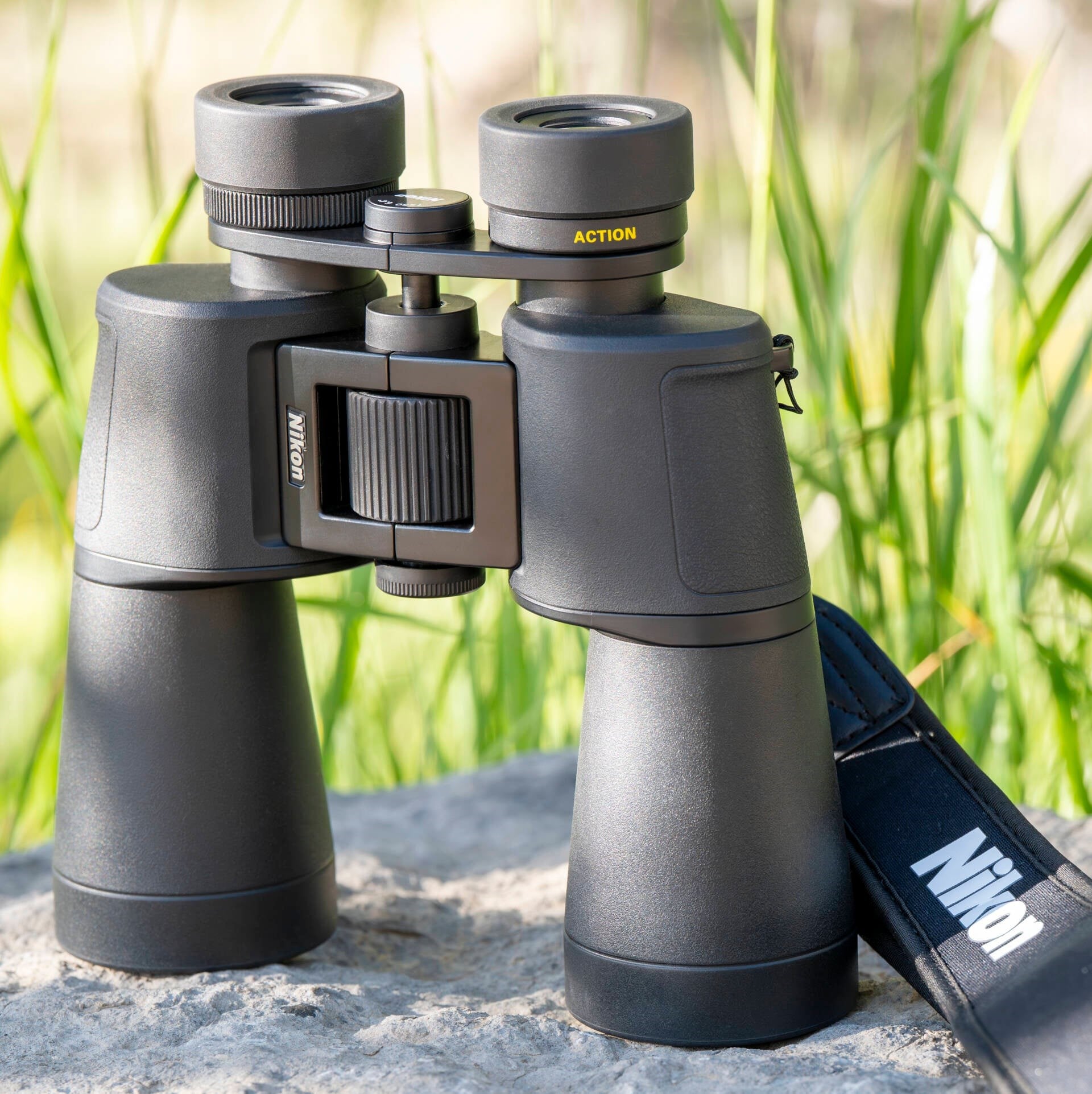NIKON ACTION 10X50 4